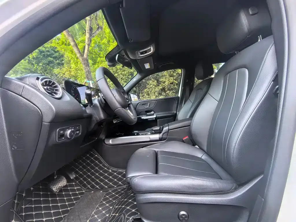 Mercedes-Benz EQB 2024 из CN, фото 2