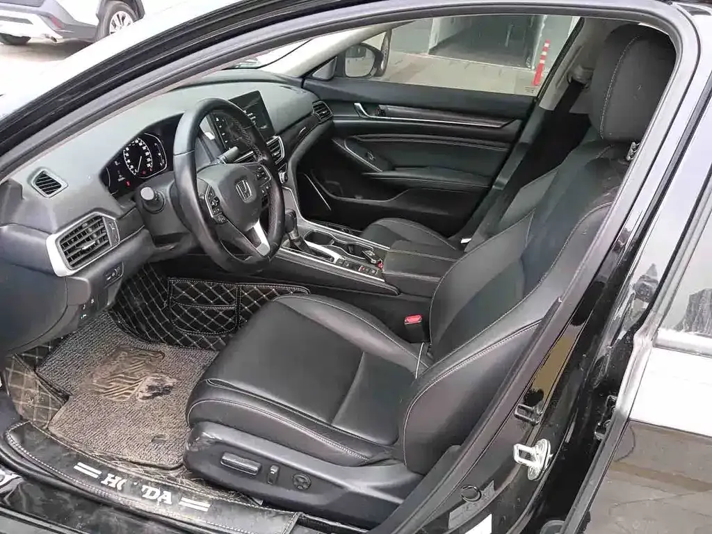 Honda Accord 2023 из CN, фото 3
