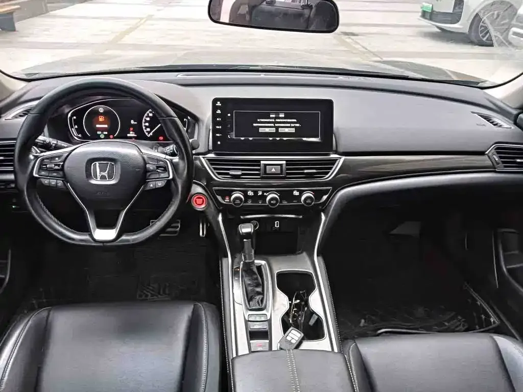 Honda Accord 2023 из CN, фото 2