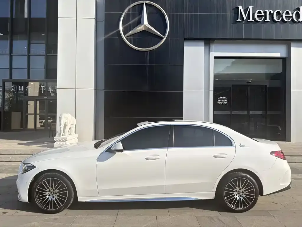 Mercedes-Benz C-Class 2024 из CN, фото 5