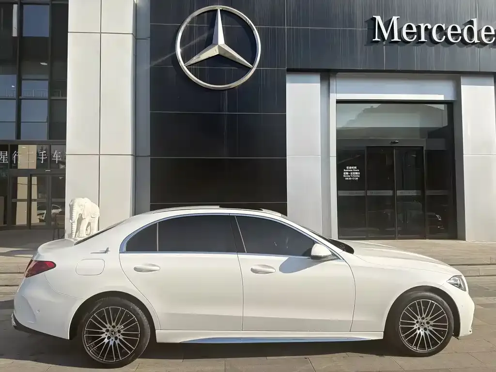 Mercedes-Benz C-Class 2024 из CN, фото 2