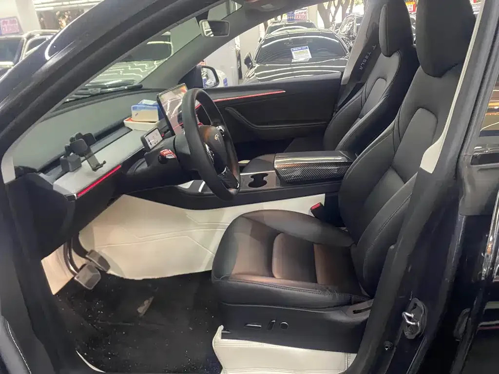 Tesla Model Y 2022 из CN, фото 7