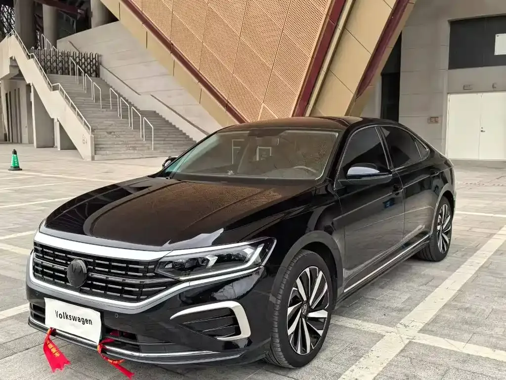 Volkswagen Passat 2022 из CN, фото 1
