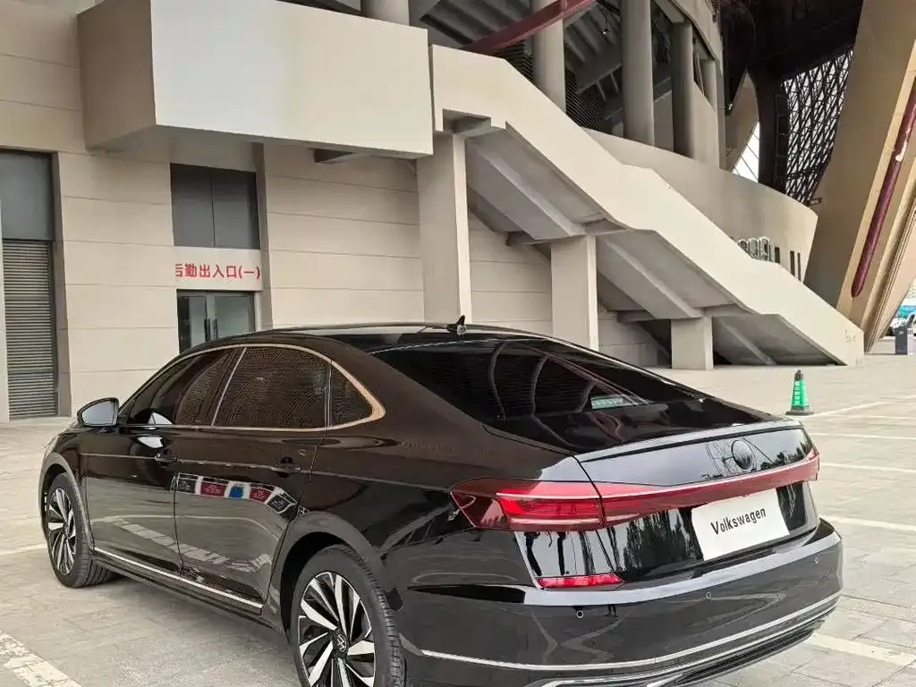 Volkswagen Passat 2022 из CN, фото 3