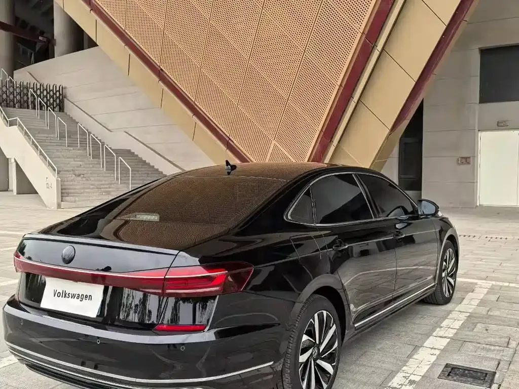 Volkswagen Passat 2022 из CN, фото 7