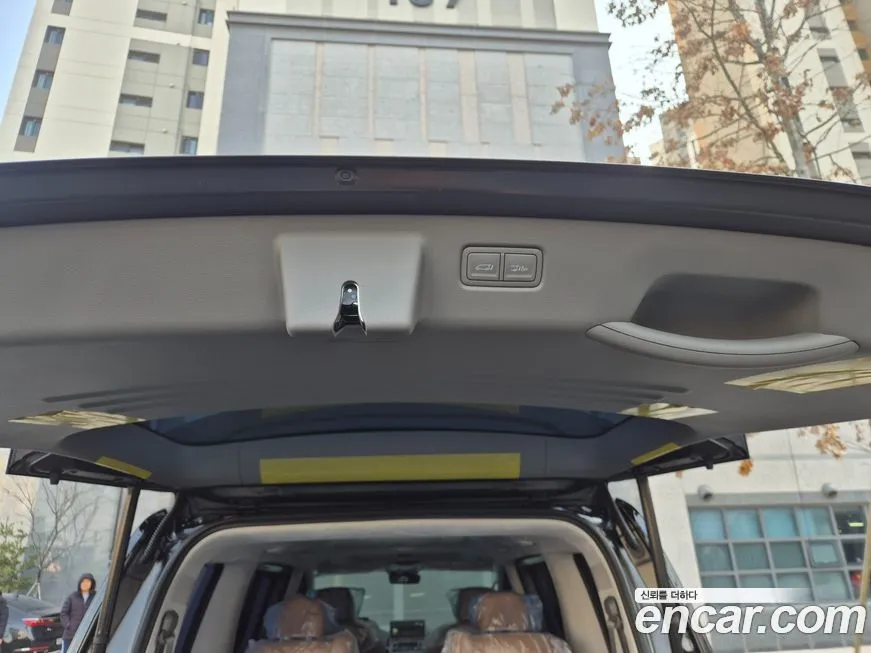 Hyundai Staria 2025 из KR, фото 4