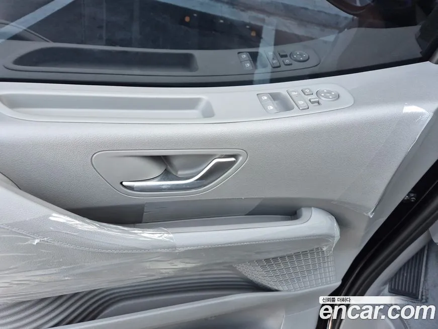 Hyundai Staria 2025 из KR, фото 6