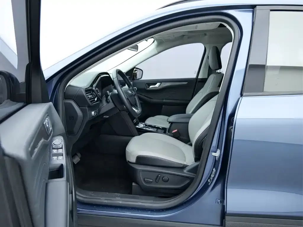 Ford Escape 2022 из CN, фото 10