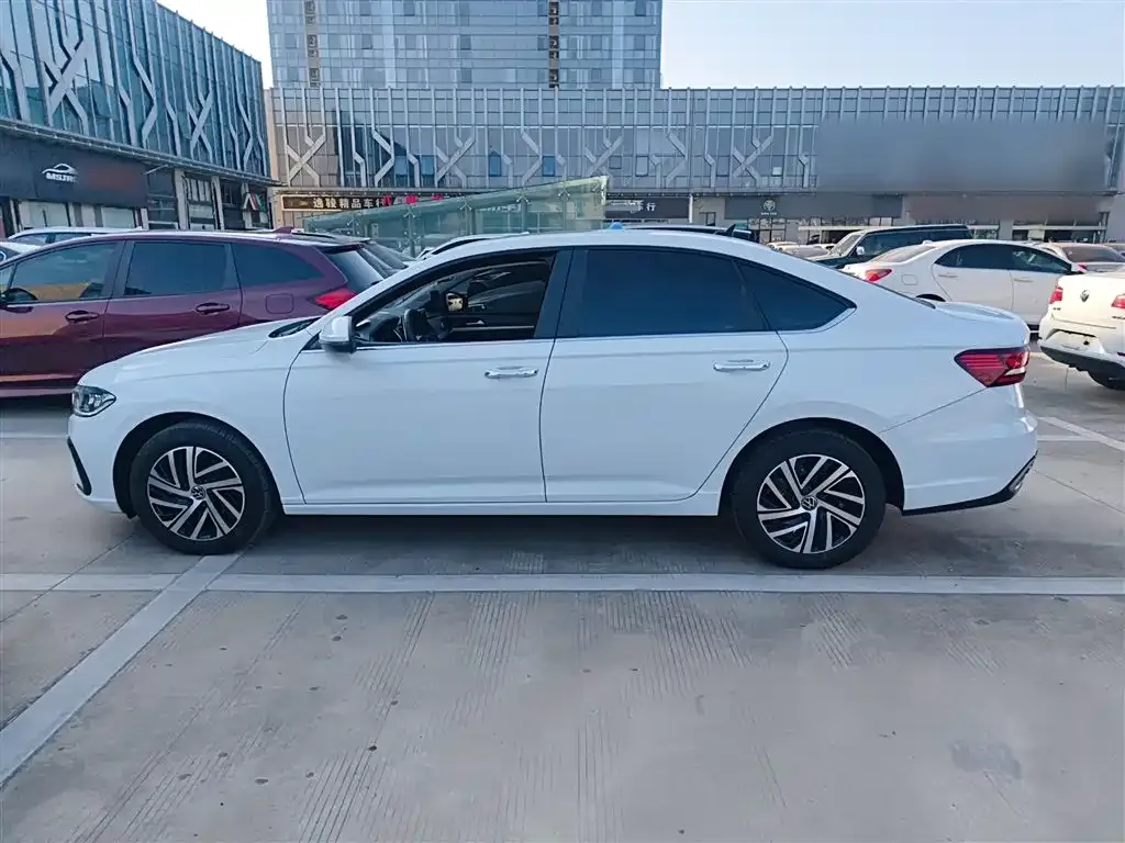 Volkswagen Lavida 2024 из CN, фото 3
