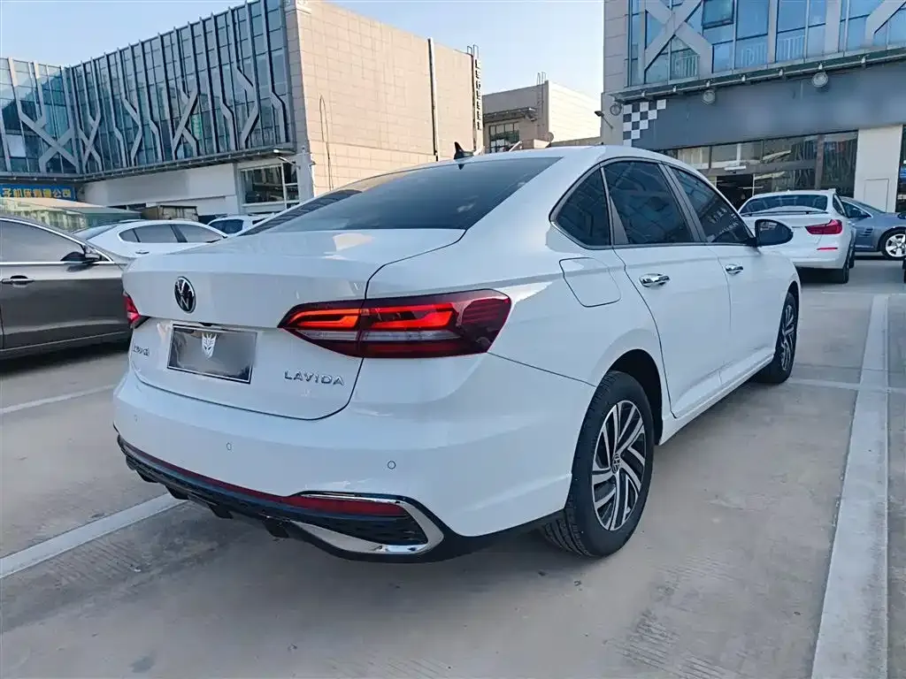 Volkswagen Lavida 2024 из CN, фото 8