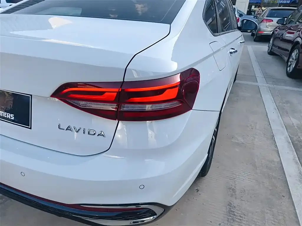 Volkswagen Lavida 2024 из CN, фото 2