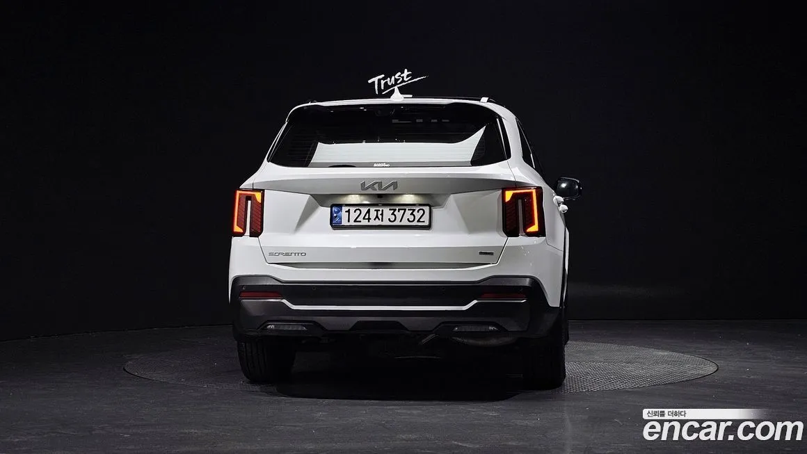 Kia Sorento — фото 4
