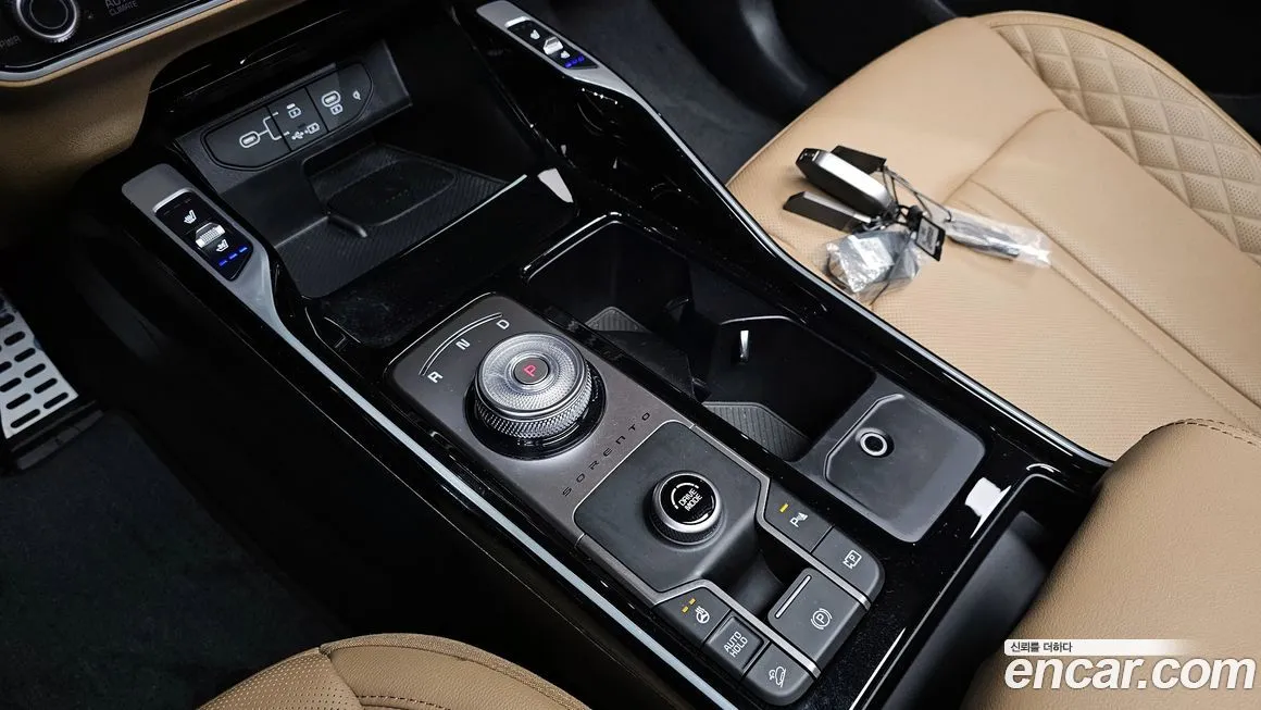 Kia Sorento — фото 9