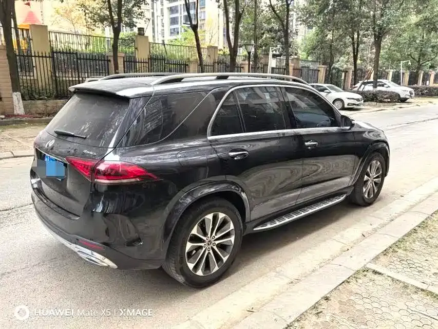 Mercedes-Benz GLE — фото 9