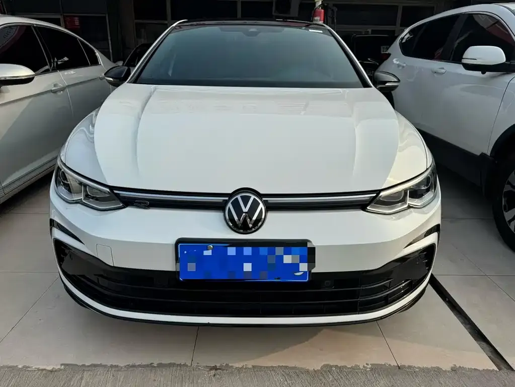 Volkswagen Golf 2022 из CN, фото 3