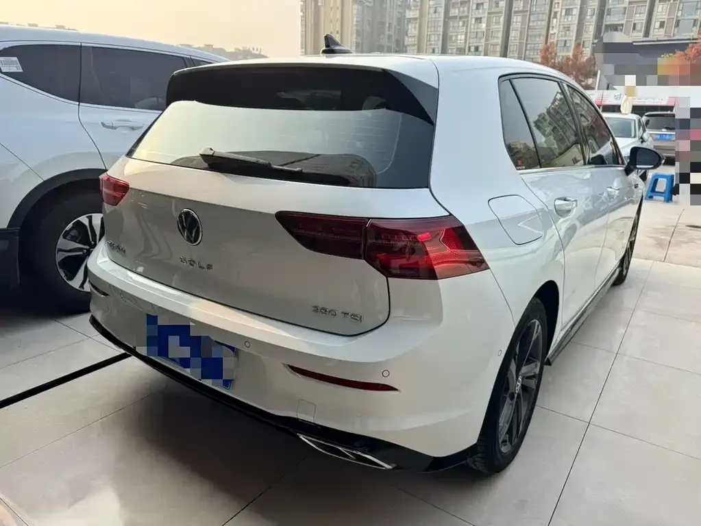 Volkswagen Golf 2022 из CN, фото 4