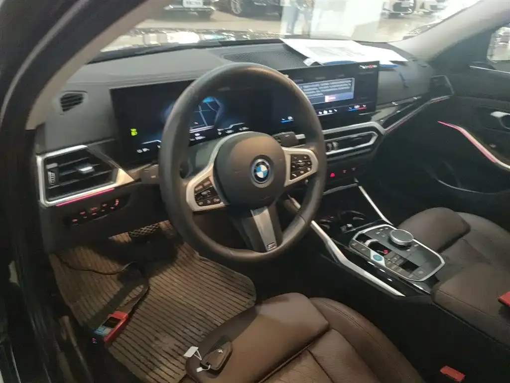 BMW i3 — фото 10