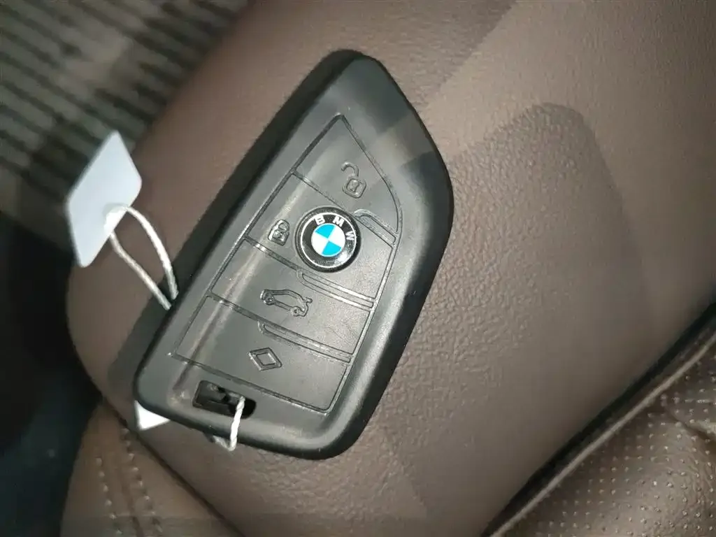 BMW i3 — фото 9