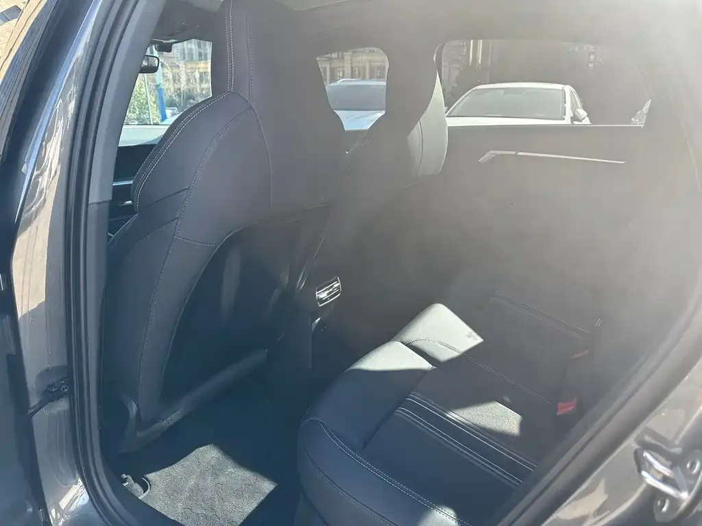 Audi A3 2023 из CN, фото 4