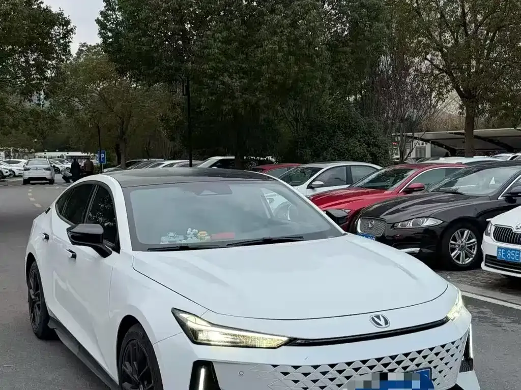 Changan UNI-V 2024 из CN, фото 6