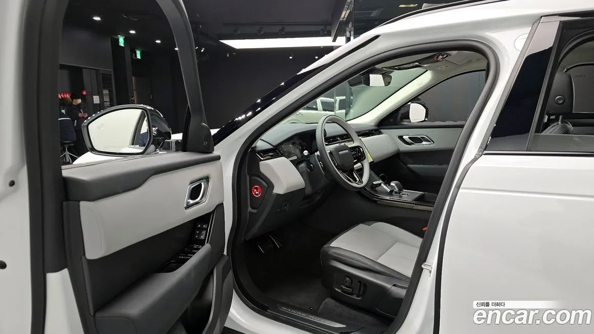 Land Rover Range Rover Velar 2025 из KR, фото 4