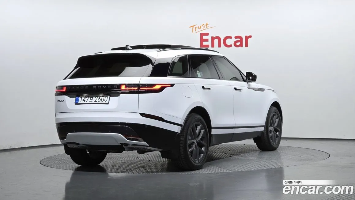 Land Rover Range Rover Velar 2025 из KR, фото 2