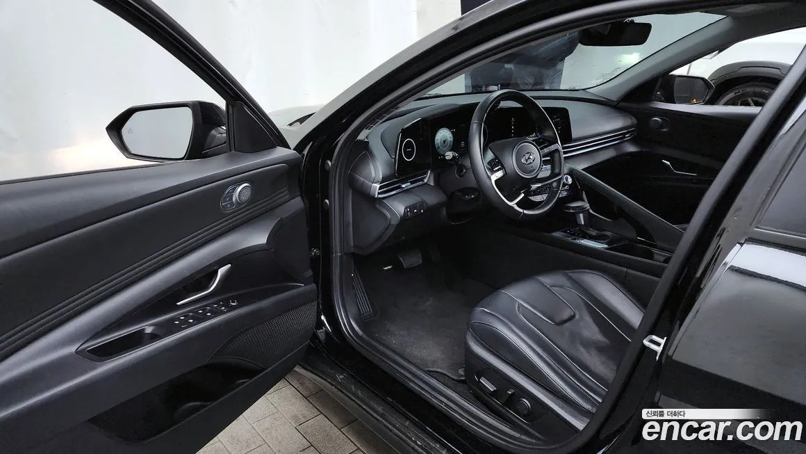 Hyundai AVANTE — фото 6