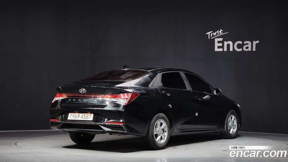 Hyundai AVANTE — фото 4