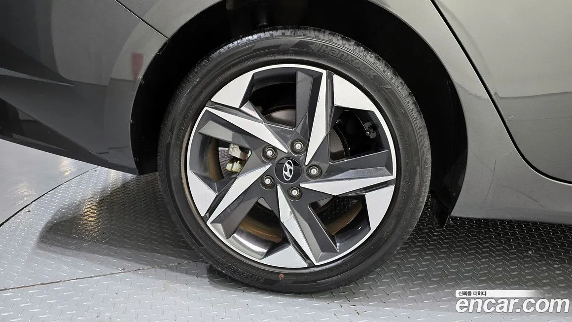 Hyundai AVANTE — фото 6
