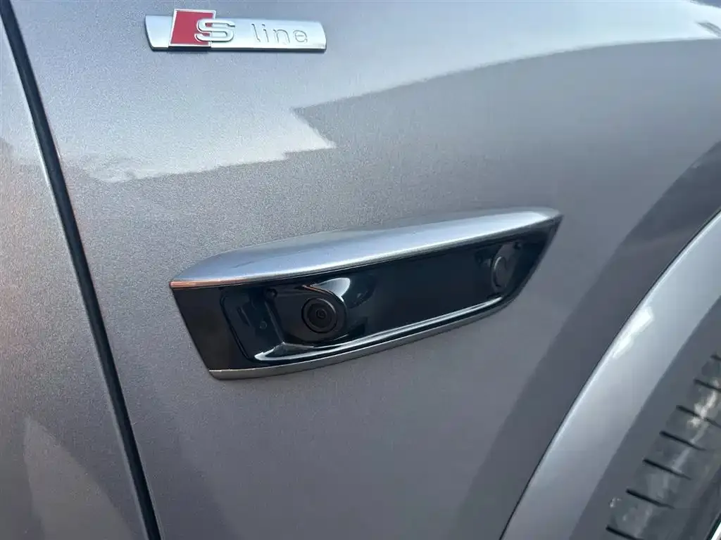 Audi Q6L Sportback e-tron 2025 из CN, фото 3