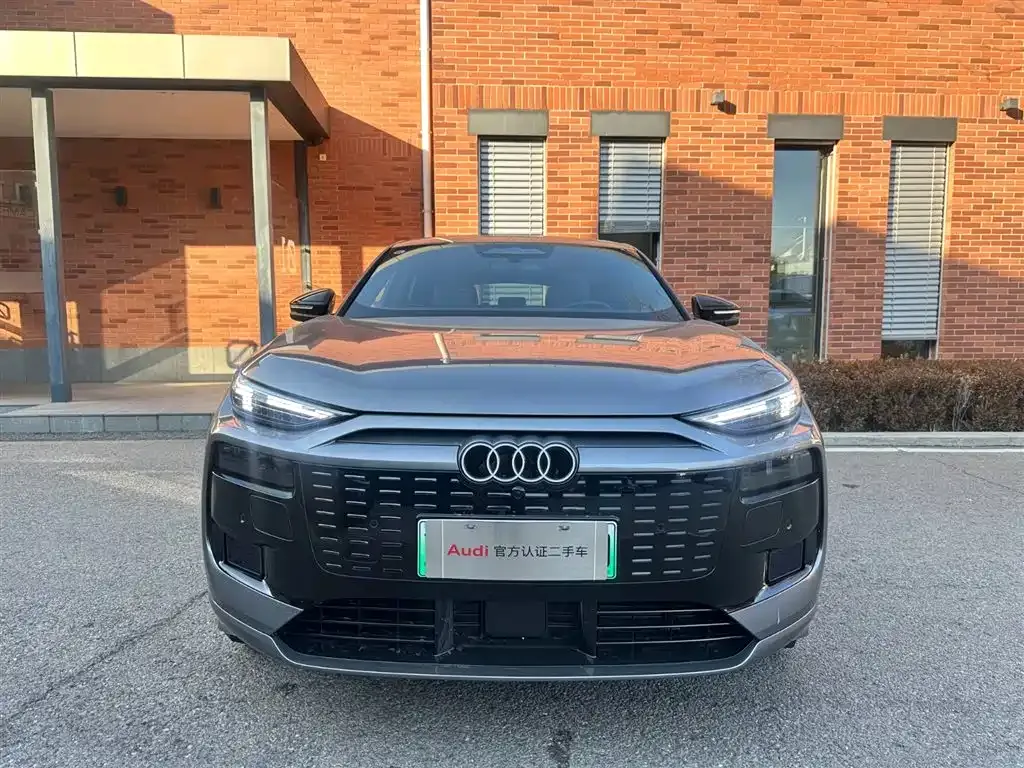 Audi Q6L Sportback e-tron 2025 из CN, фото 9