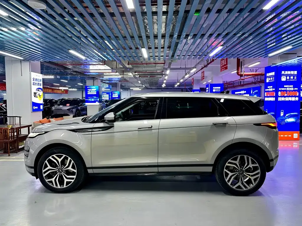Land Rover Evoque — фото 8