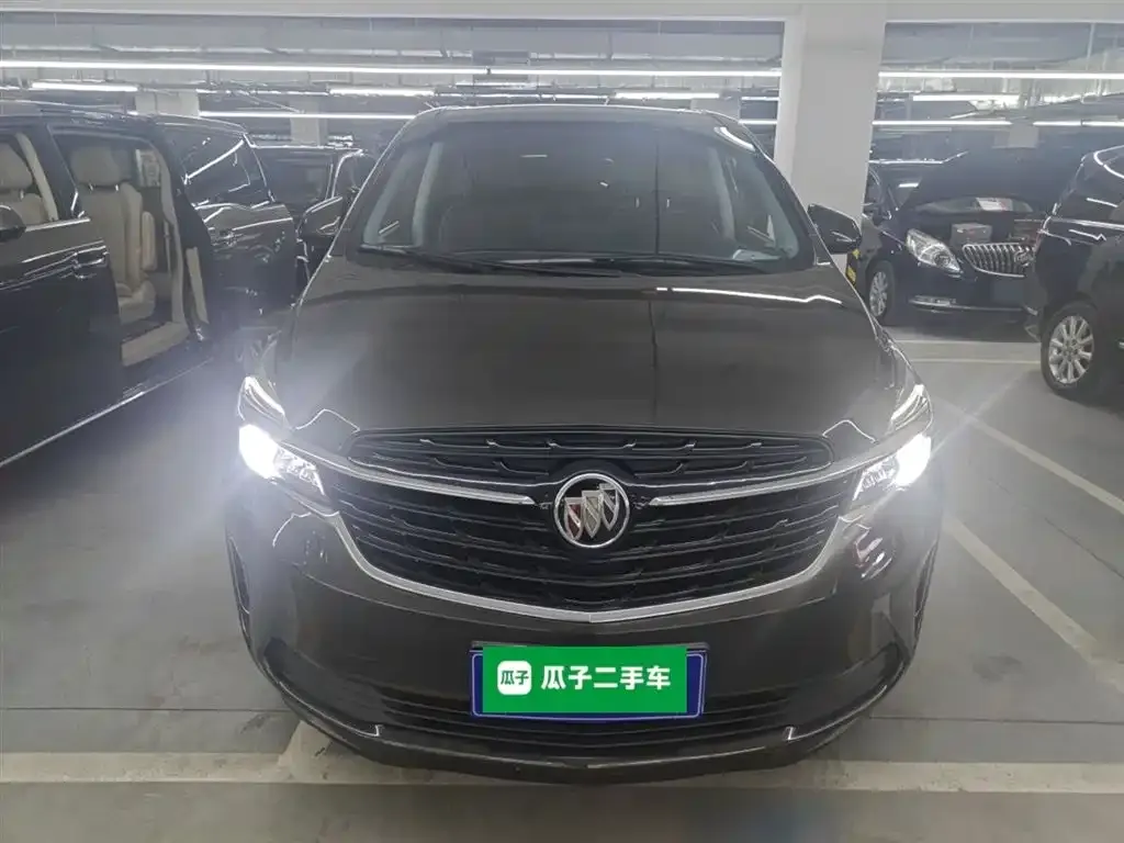 Buick GL8 2021 из CN, фото 3