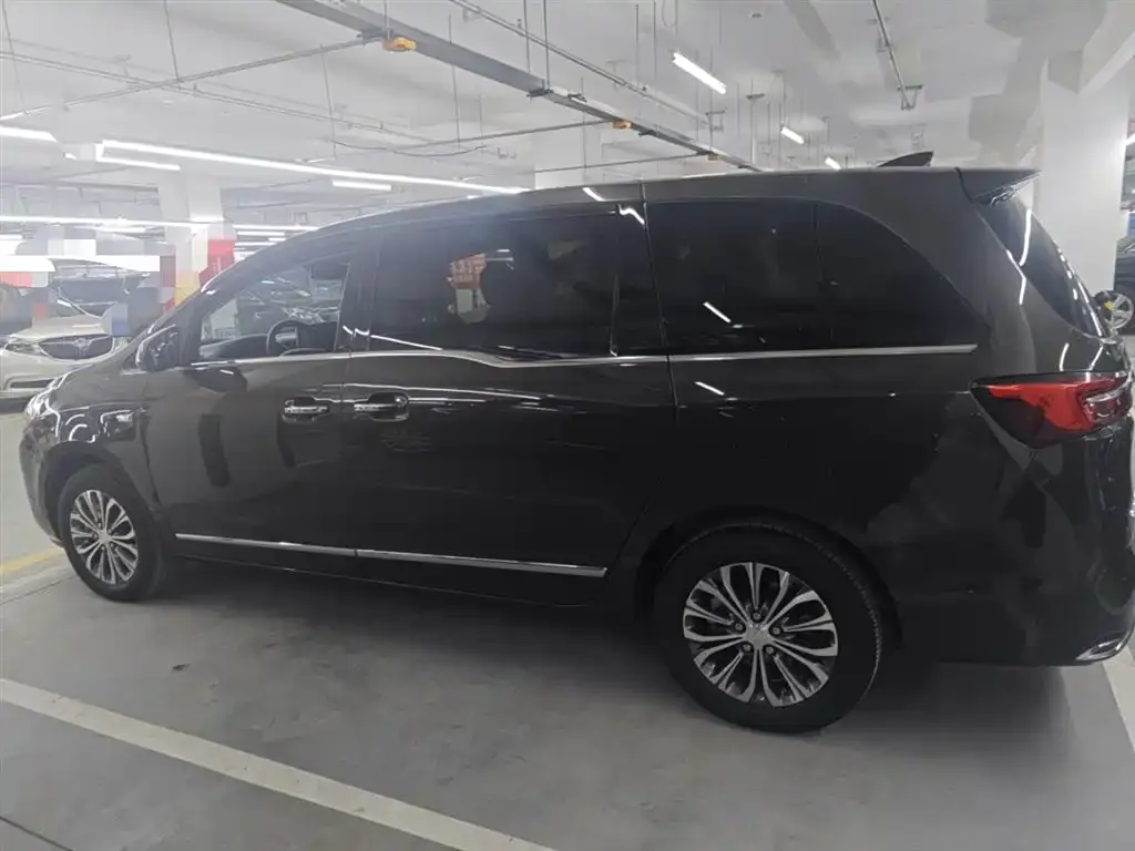 Buick GL8 2021 из CN, фото 4