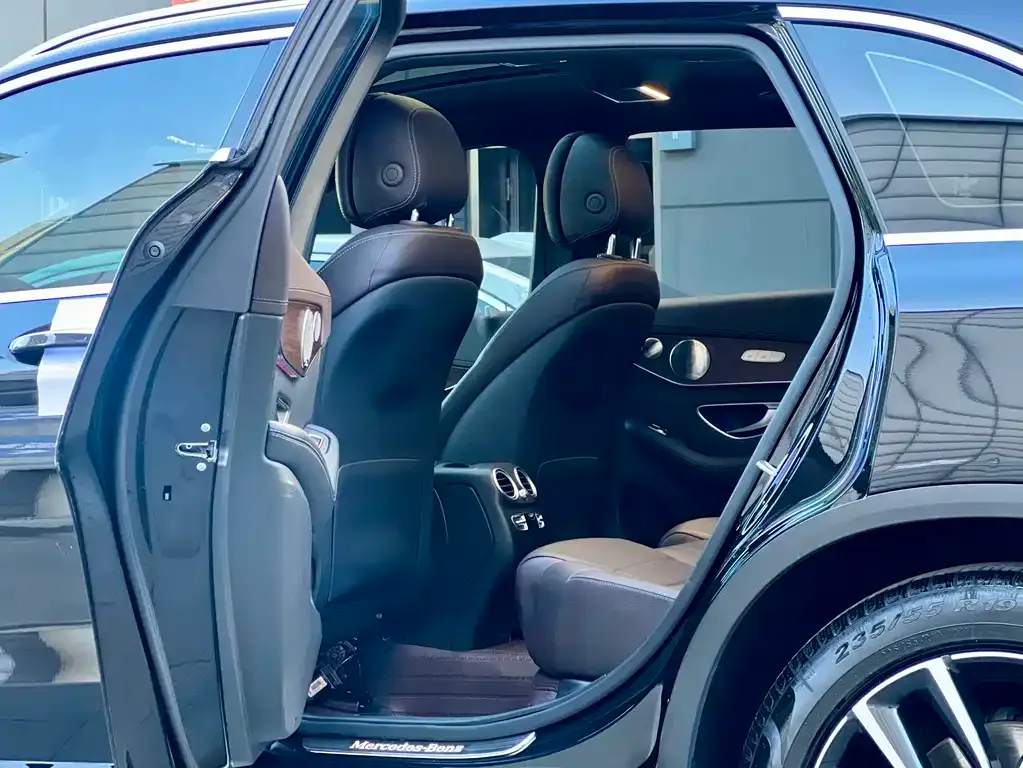 Mercedes-Benz GLC 2022 из CN, фото 2