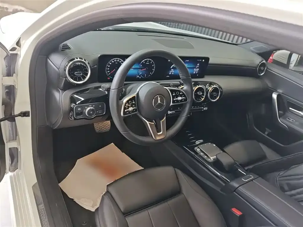 Mercedes-Benz A-Class 2021 из CN, фото 10