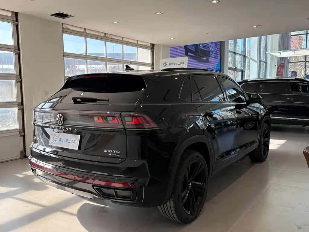 Volkswagen Teramont 2024 из CN, фото 10