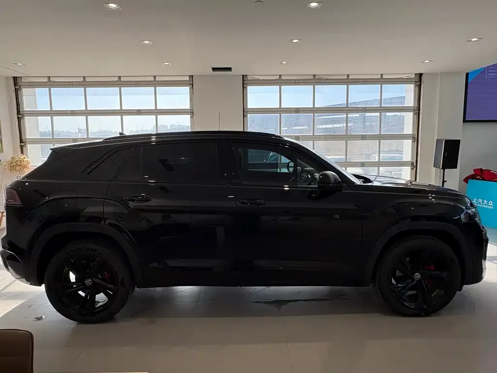Volkswagen Teramont 2024 из CN, фото 4