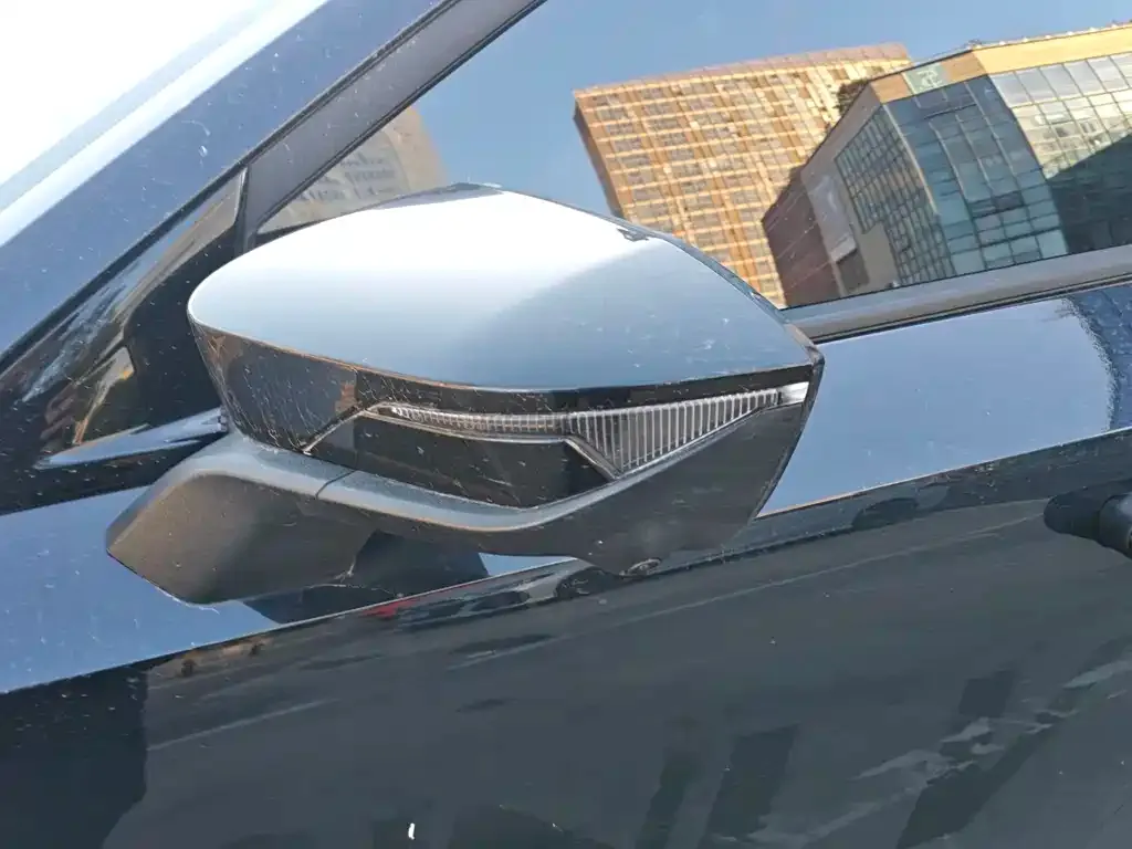 Changan UNI-V 2024 из CN, фото 4