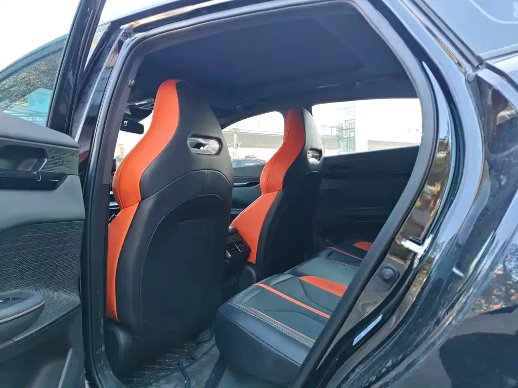 Changan UNI-V 2024 из CN, фото 5
