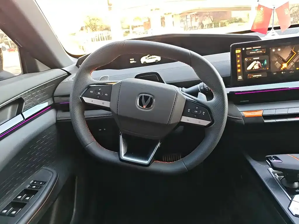 Changan UNI-V 2024 из CN, фото 8