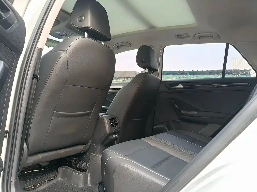 Volkswagen T-Roc 2022 из CN, фото 10