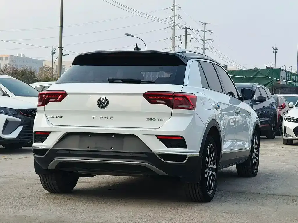 Volkswagen T-Roc 2022 из CN, фото 9