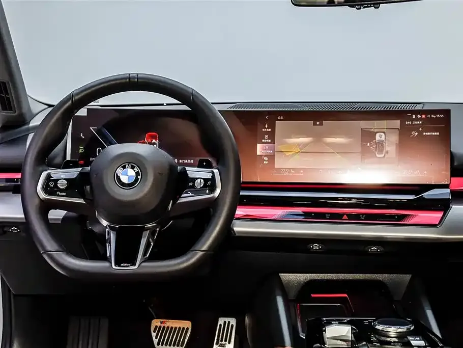 BMW 5 Series 2024 из CN, фото 6
