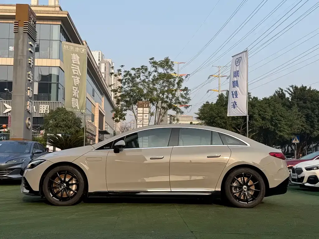 Mercedes-Benz EQE 2022 из CN, фото 10