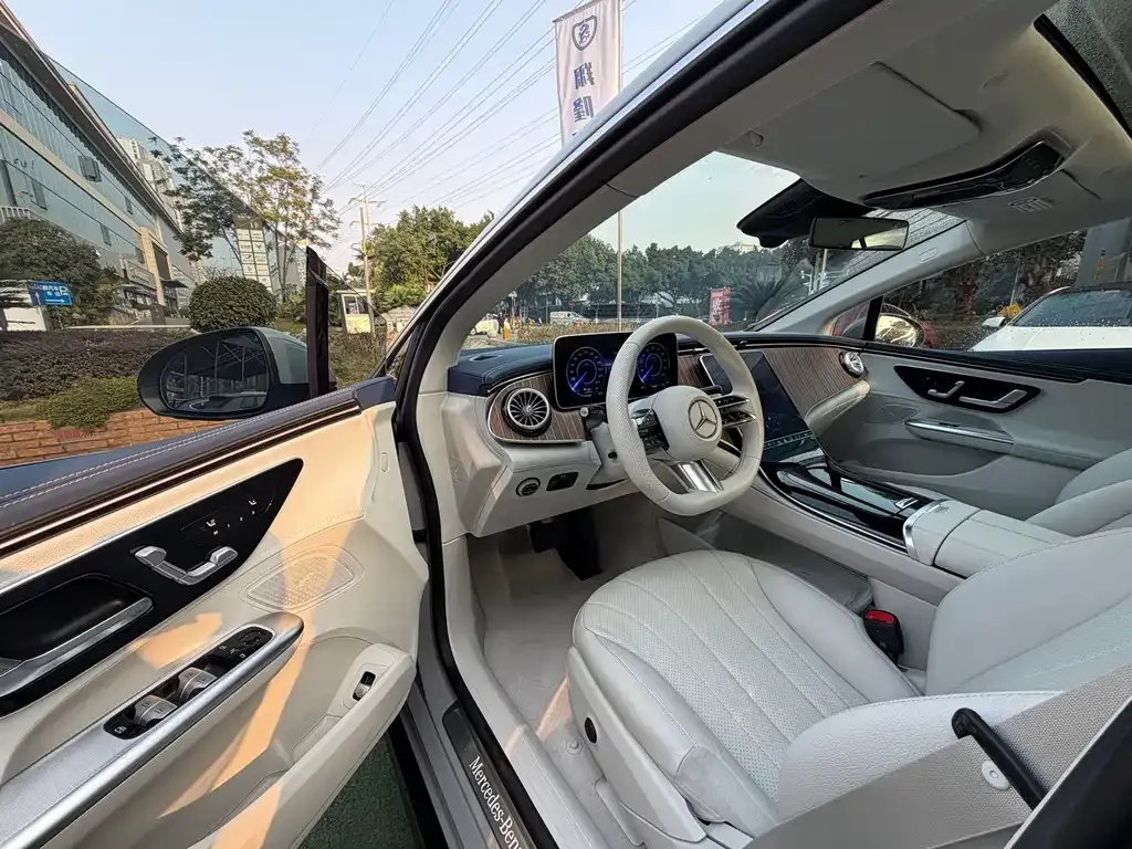 Mercedes-Benz EQE 2022 из CN, фото 5