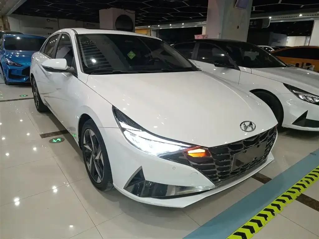 Hyundai Elantra 2022 из CN, фото 8