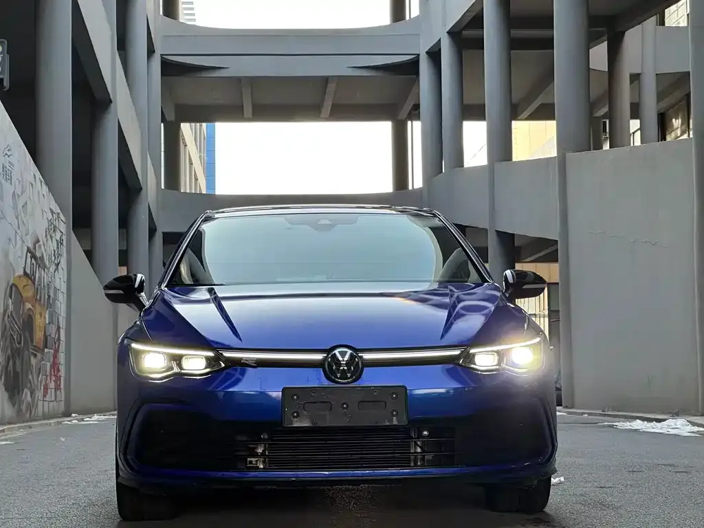Volkswagen Golf 2021 из CN, фото 4