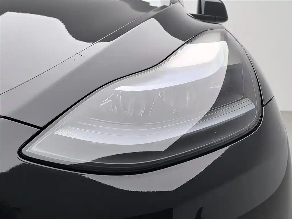 Tesla Model Y 2024 из CN, фото 4