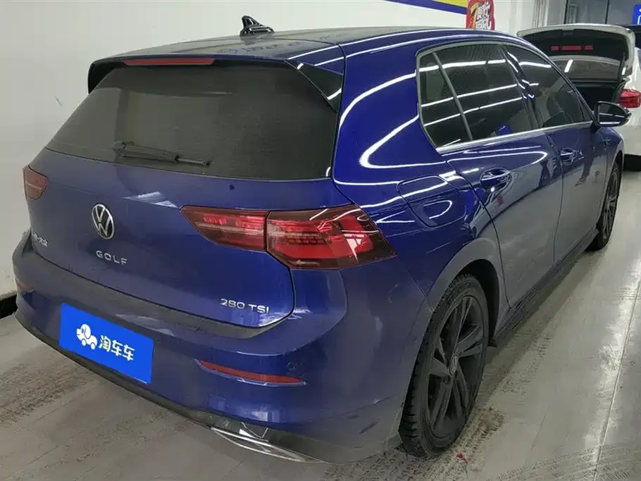 Volkswagen Golf 2023 из CN, фото 7